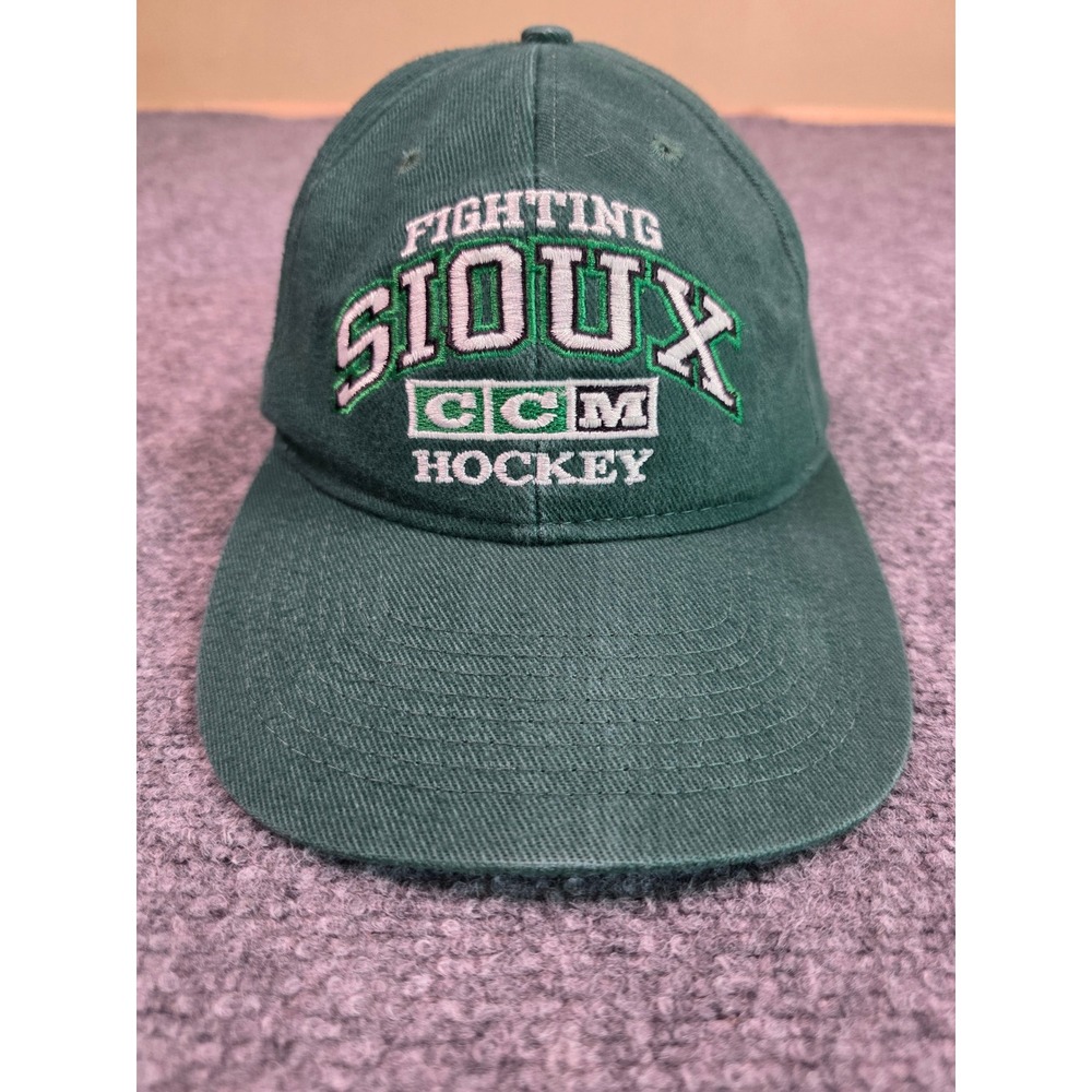 CCM Fighting Sioux Hockey Hat Mens OSFM Green Vintage Snapback UND